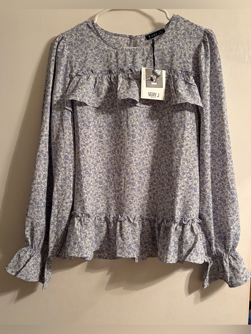 NWT Very J Classy Blouse with Ruffles and Flowers